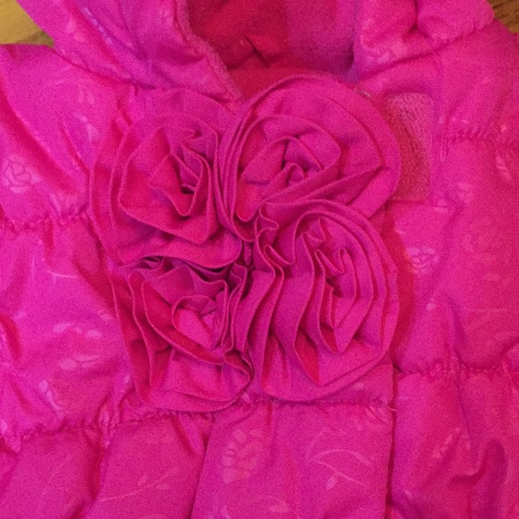 2T coat - Picture 3 of 3